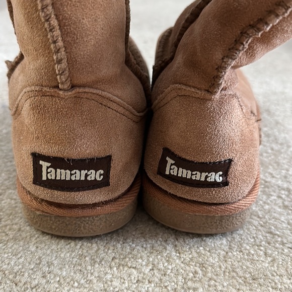 Tamarac tan lined boots - Picture 3 of 5